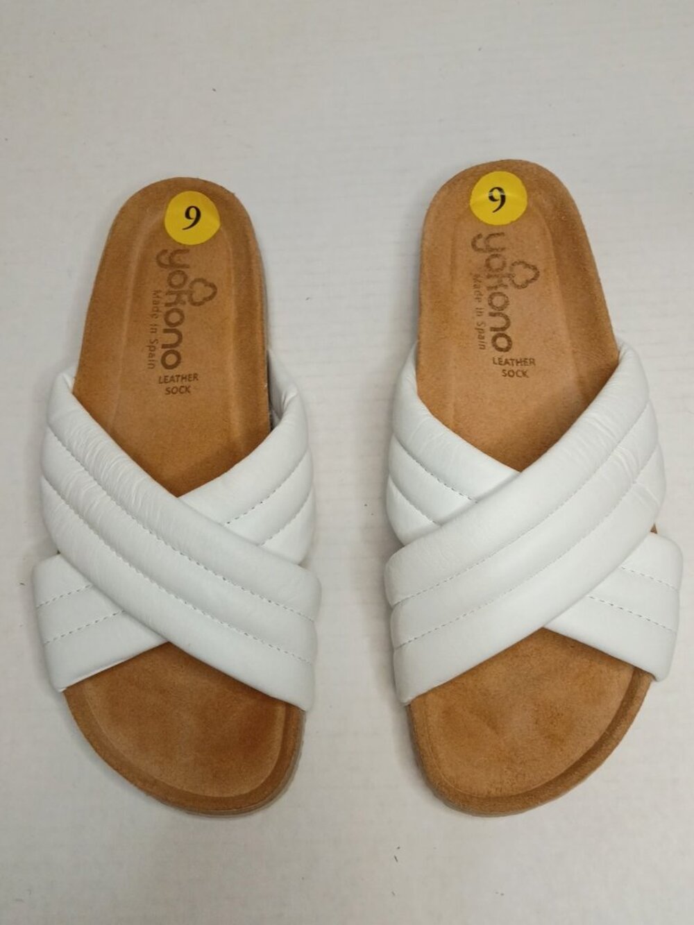 Yokono White Leather Quilted Criss Cross Slide Sandals Women’s Size 9